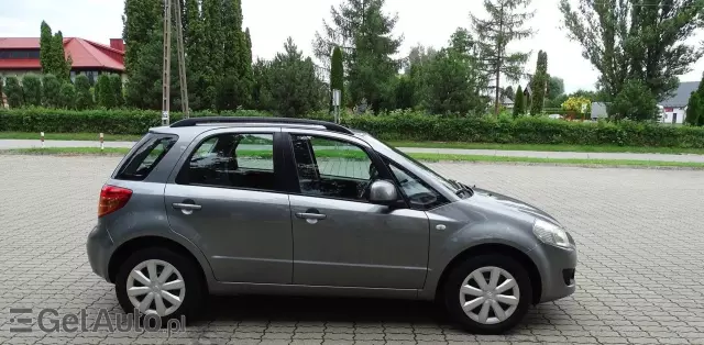 SUZUKI SX4 