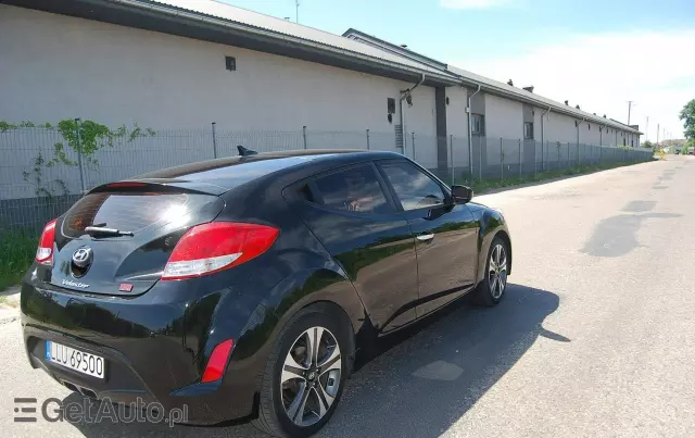 HYUNDAI Veloster 