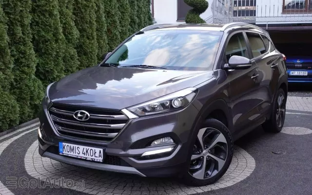 HYUNDAI Tucson 