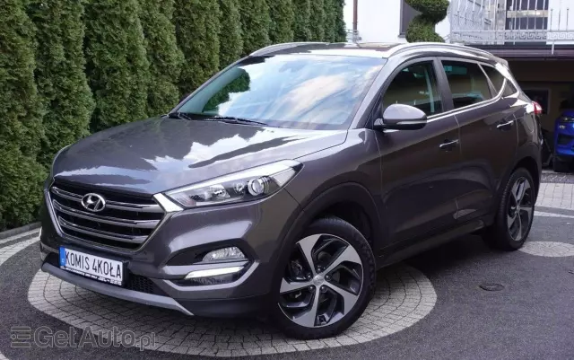 HYUNDAI Tucson 