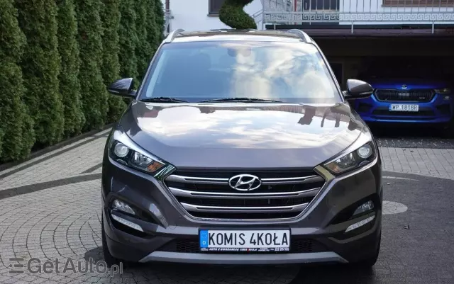 HYUNDAI Tucson 