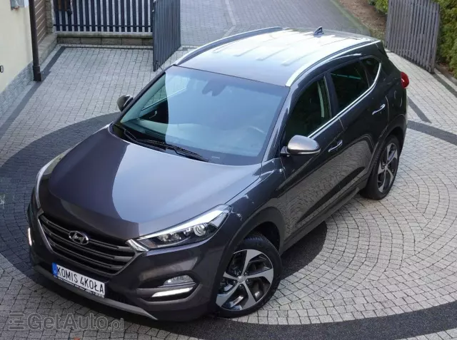 HYUNDAI Tucson 