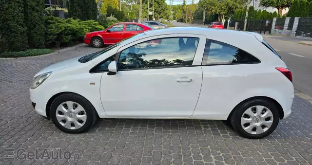 OPEL Corsa 1.2 16V Essentia