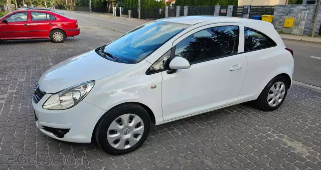 OPEL Corsa 1.2 16V Essentia