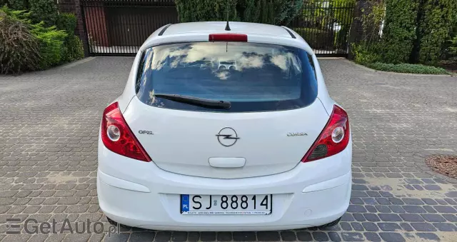 OPEL Corsa 1.2 16V Essentia