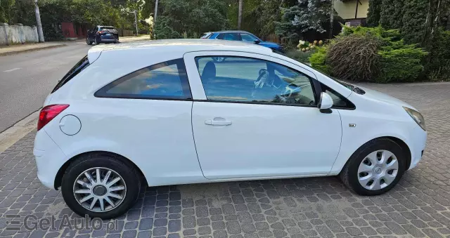 OPEL Corsa 1.2 16V Essentia