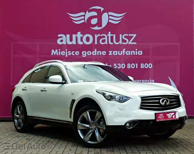 INFINITI QX70 