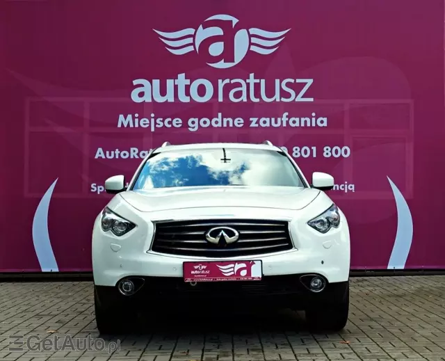 INFINITI QX70 