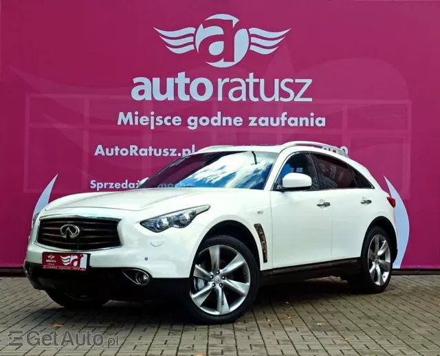 INFINITI QX70 