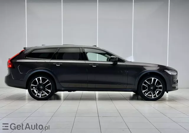 VOLVO V90 Cross Country B5 D AWD Ultimate