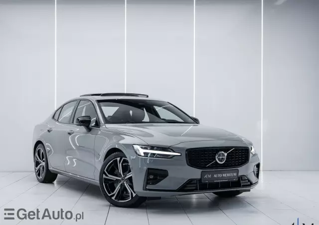 VOLVO S60 B5 B AWD Ultimate Dark