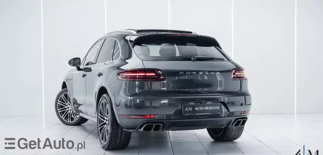 PORSCHE Macan Turbo