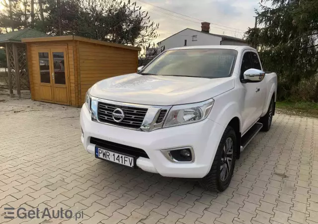 NISSAN Navara 