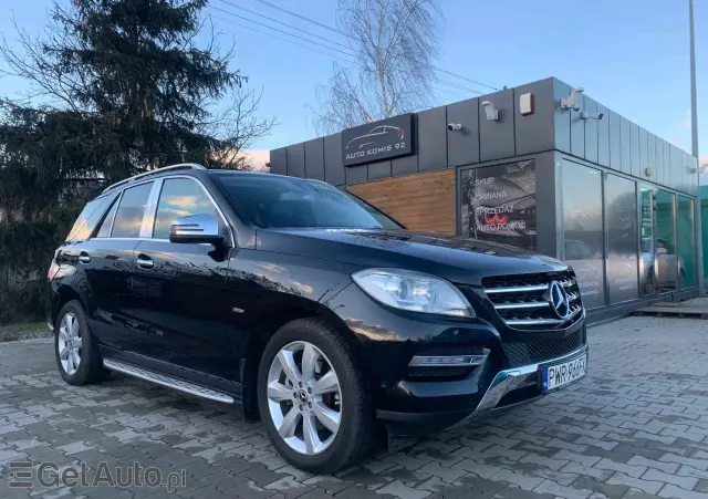 MERCEDES-BENZ ML 350 BlueTEC 4MATIC 7G-TRONIC Edition 1