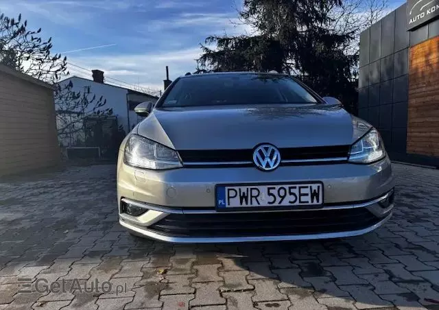 VOLKSWAGEN Golf VII 1.6 TDI BMT Comfortline