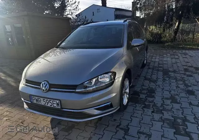 VOLKSWAGEN Golf VII 1.6 TDI BMT Comfortline