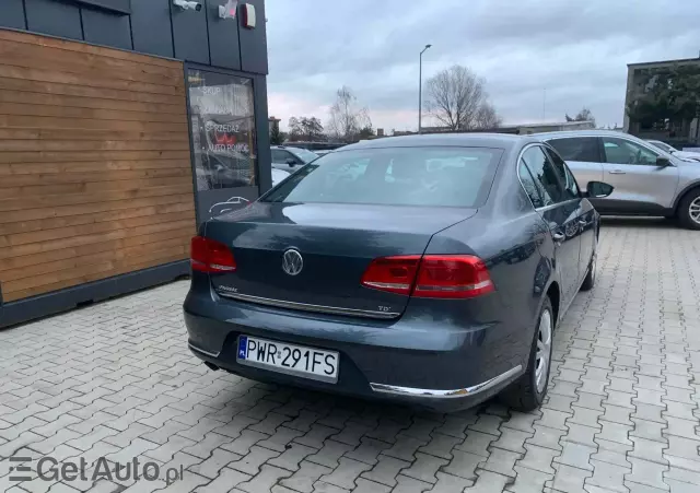 VOLKSWAGEN Passat Variant 1.6 TDI BlueMotion Technology Comfortline