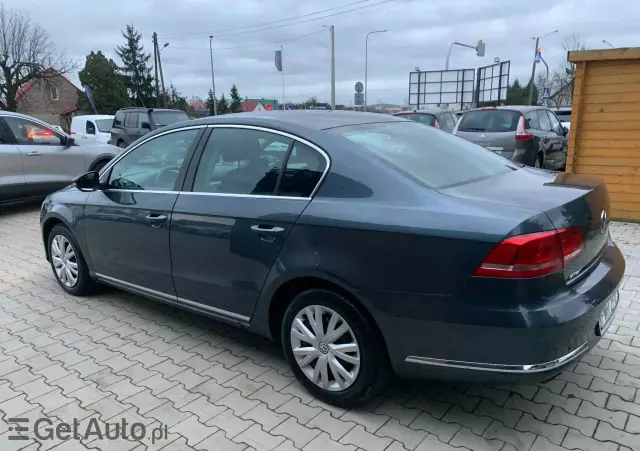 VOLKSWAGEN Passat Variant 1.6 TDI BlueMotion Technology Comfortline