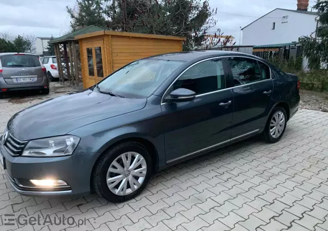 VOLKSWAGEN Passat Variant 1.6 TDI BlueMotion Technology Comfortline