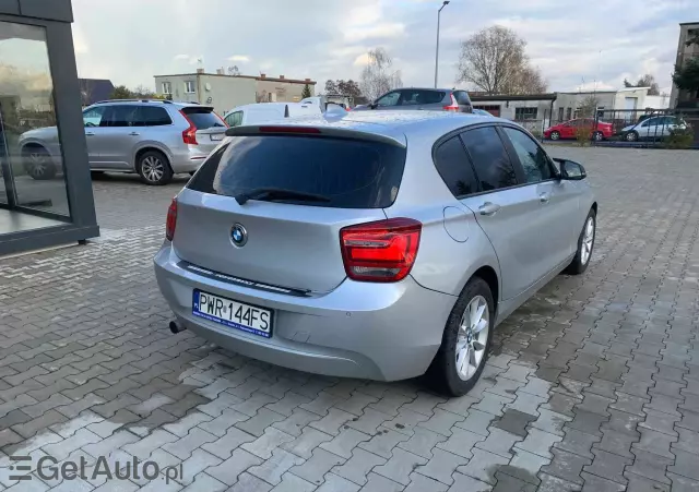 BMW Seria 1 116d DPF Edition Sport