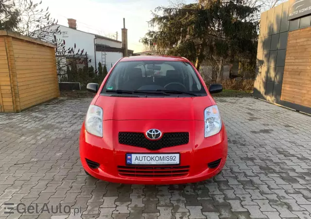 TOYOTA Yaris 1.0 Active