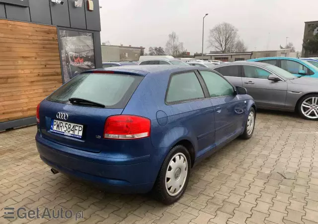 AUDI A3 1.6 FSI Ambition