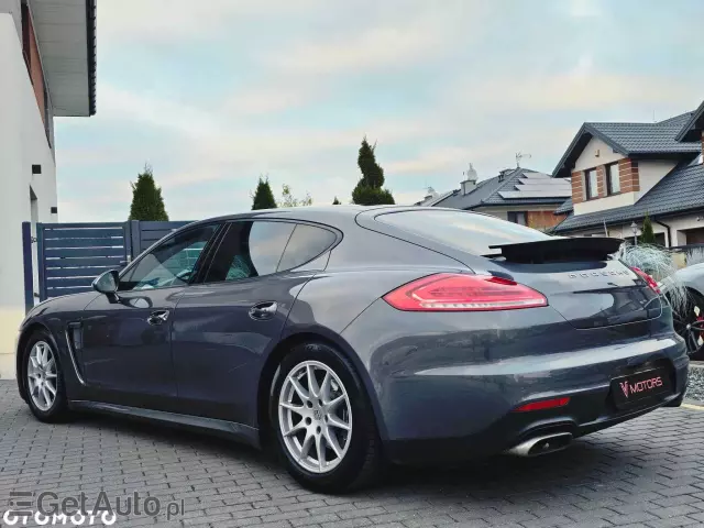 PORSCHE Panamera Diesel