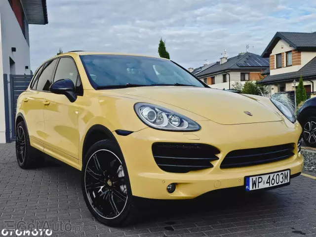 PORSCHE Cayenne 