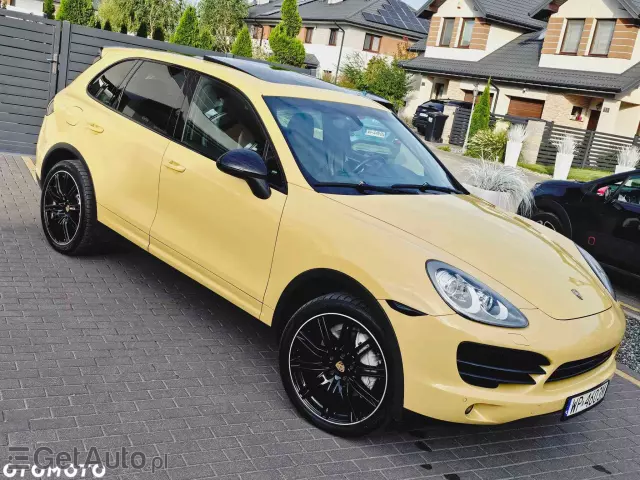 PORSCHE Cayenne 