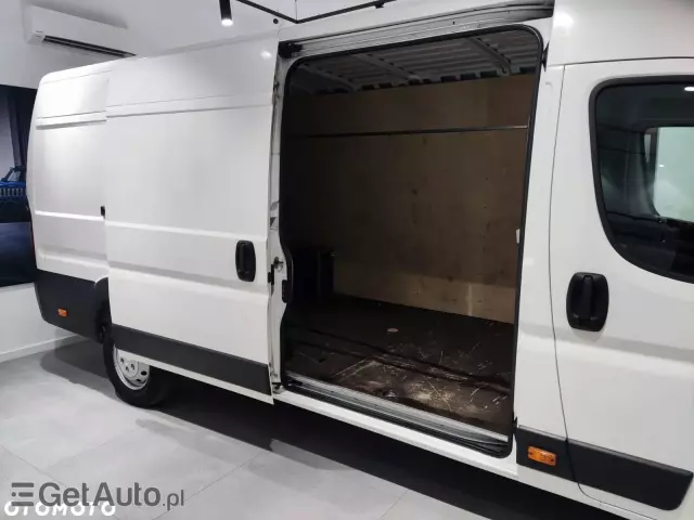 PEUGEOT Boxer furgon PRO L3H2 