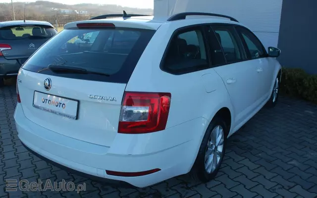 SKODA Octavia 