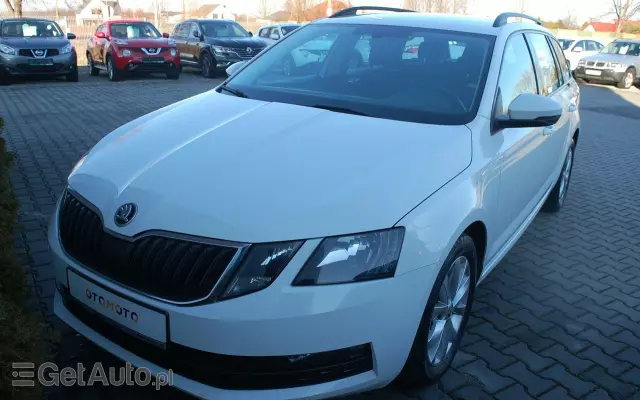 SKODA Octavia 