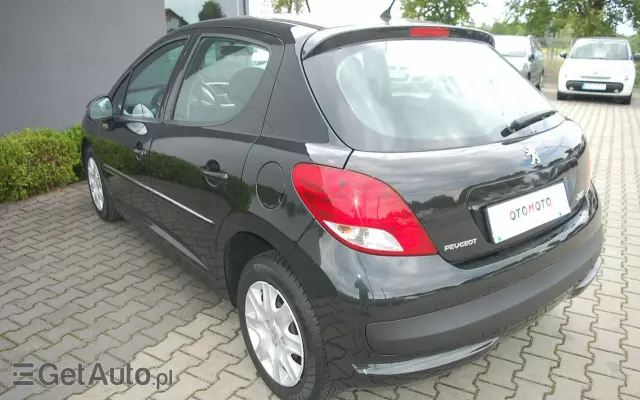 PEUGEOT 207 