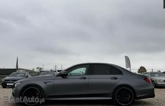 MERCEDES-BENZ Klasa E AMG 63 S 4-Matic+