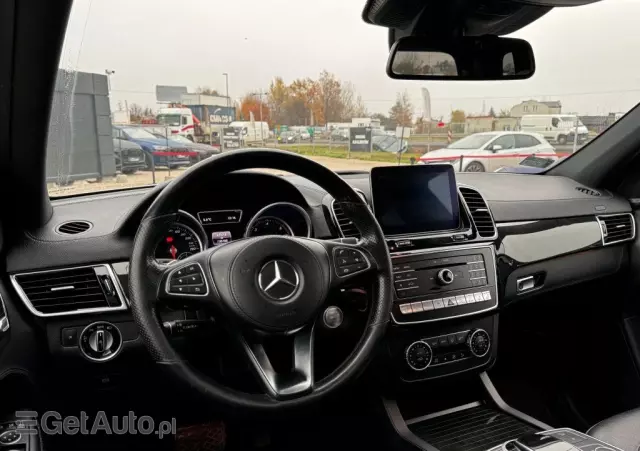 MERCEDES-BENZ GLS 