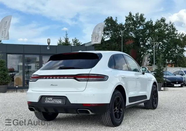 PORSCHE Macan PDK