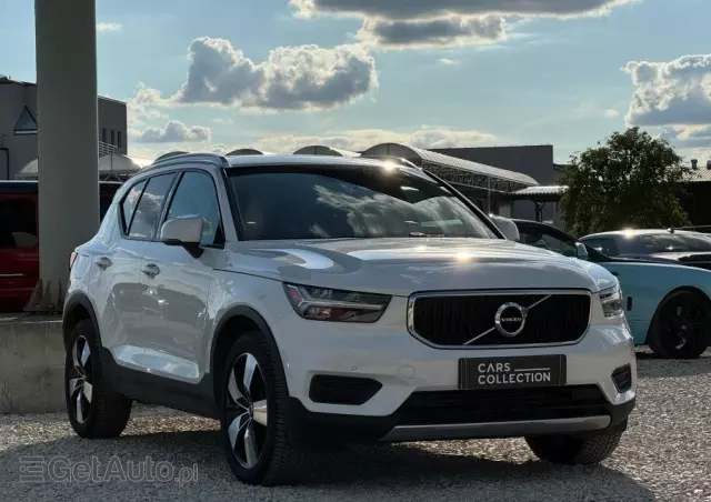 VOLVO XC 40 