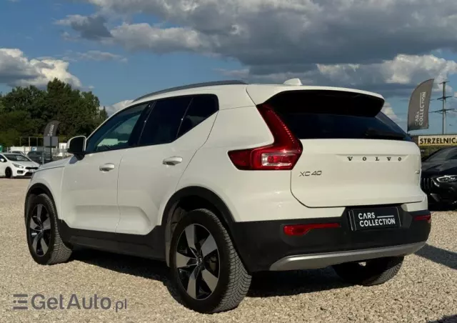 VOLVO XC 40 