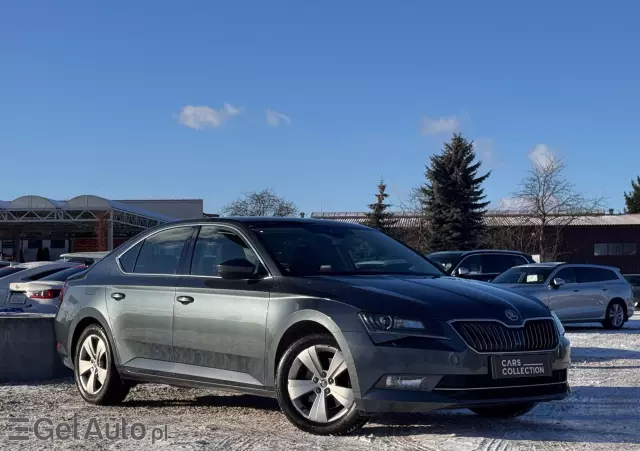 SKODA Superb 2.0 TDI Style DSG