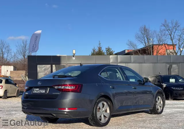 SKODA Superb 2.0 TDI Style DSG