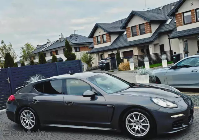 PORSCHE Panamera Diesel