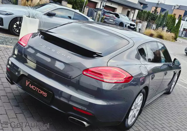 PORSCHE Panamera Diesel