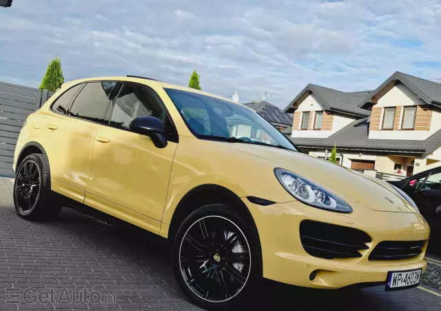 PORSCHE Cayenne 