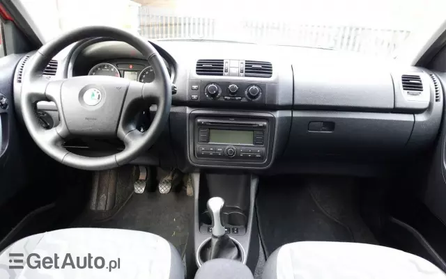 SKODA Fabia 