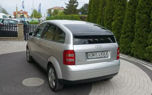 AUDI A2 