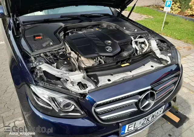 MERCEDES-BENZ Klasa E 220 d 4-Matic Business Edition 9G-TRONIC