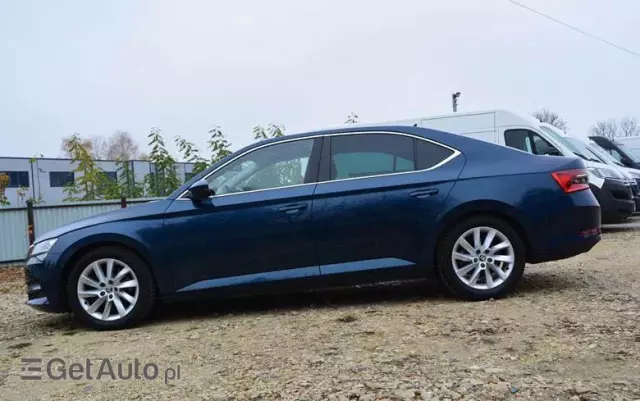 SKODA Superb 2.0 TDI SCR Style DSG