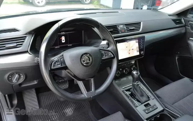 SKODA Superb 2.0 TDI SCR Style DSG