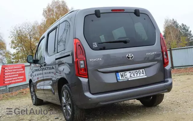 TOYOTA Proace City Verso 1.5 D-4D Family