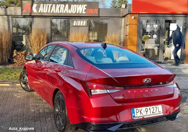 HYUNDAI Elantra 1.6 Executive CVT